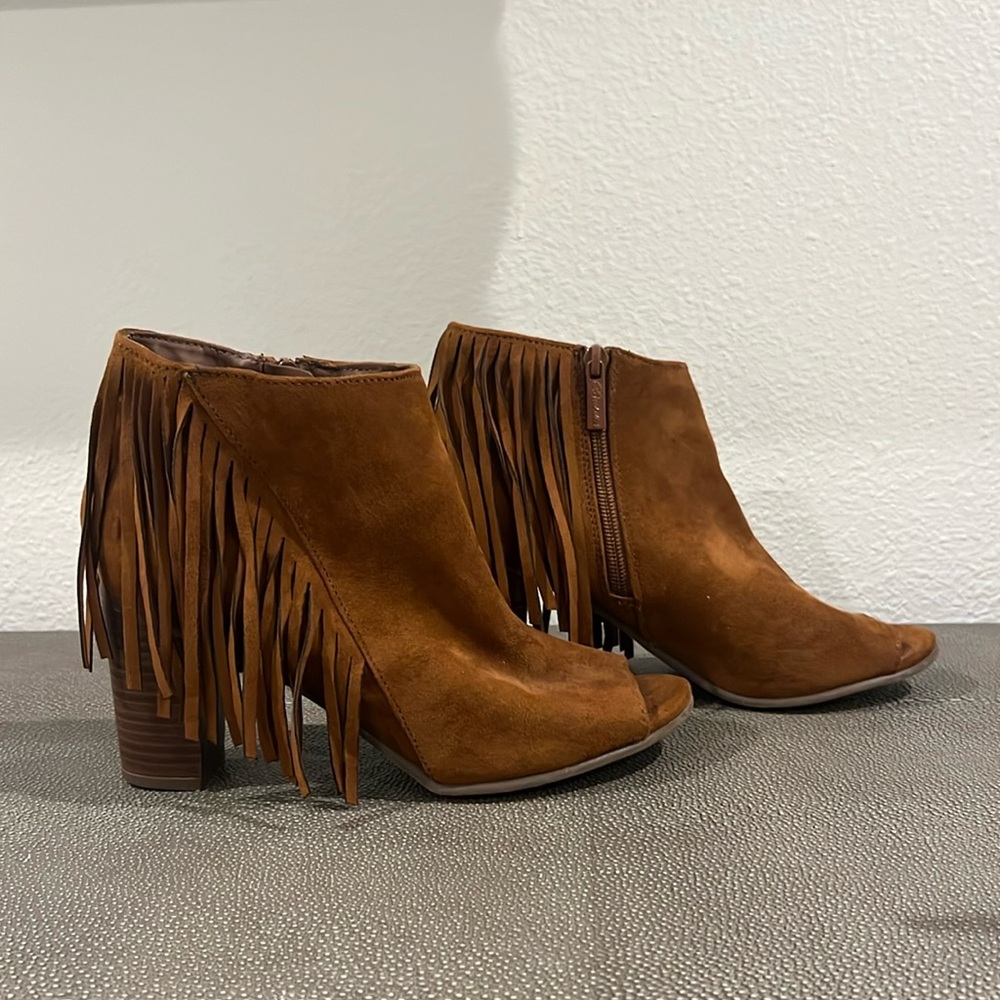 Brown bootie